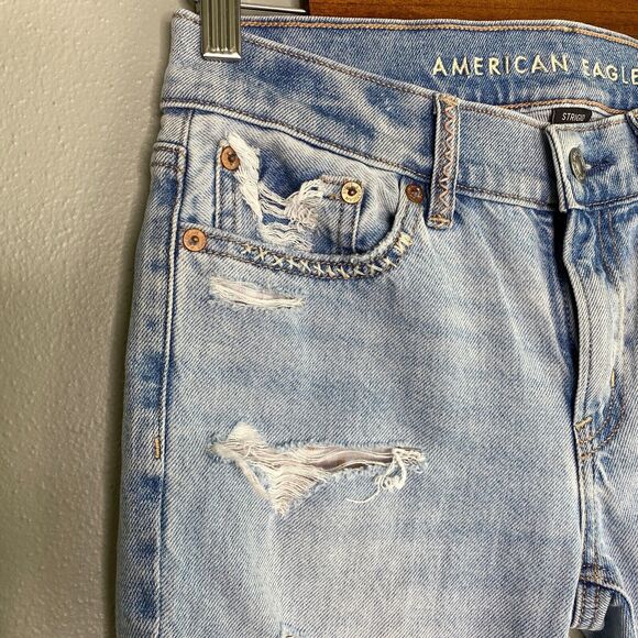 American Eagle Strigid Jeans Women's 00 Reg Distressed Embroidered Light Wash - Picture 2 of 11